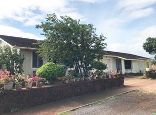 365 Hoe St, Eleele, HI 96705
