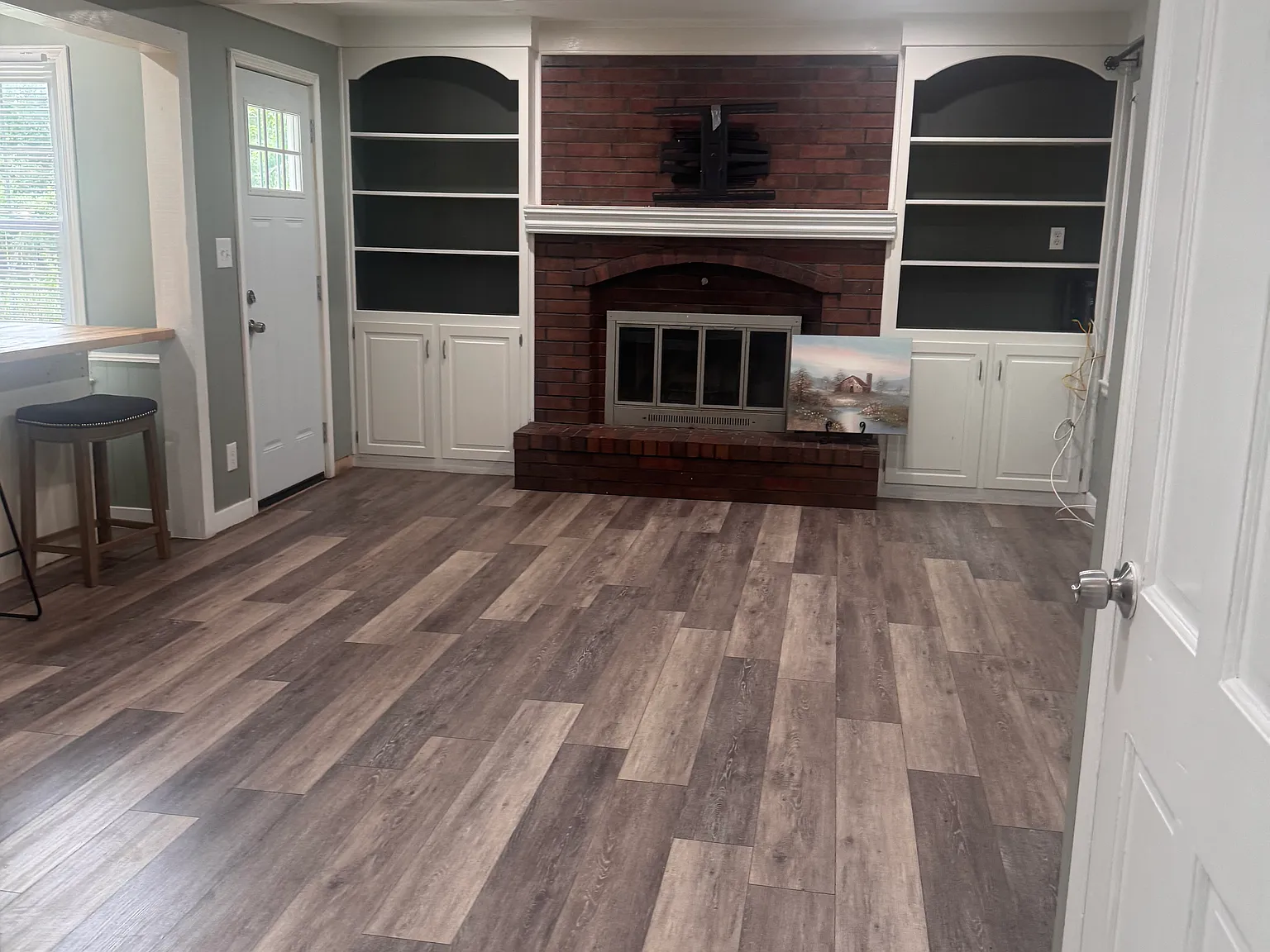 4 bed, 2.5 bath, 2186 sqft, $2,300 — Photo 2