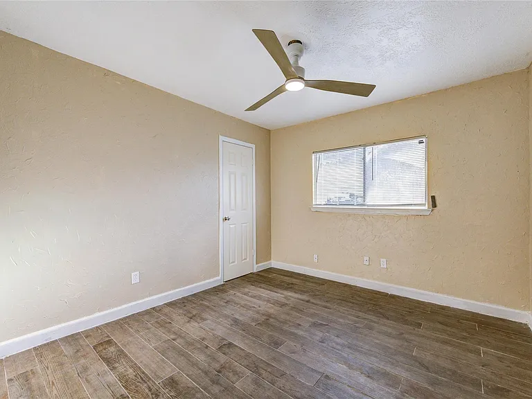 11923 Loveland Pass Dr — Photo 8