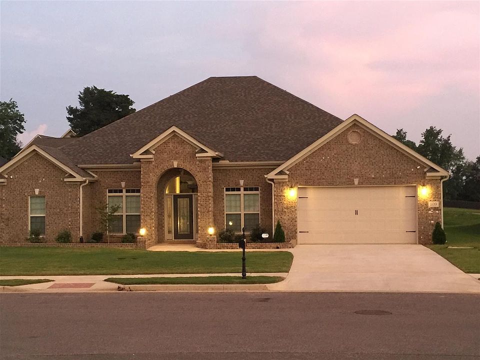 1st image of 109 Canyon Dr