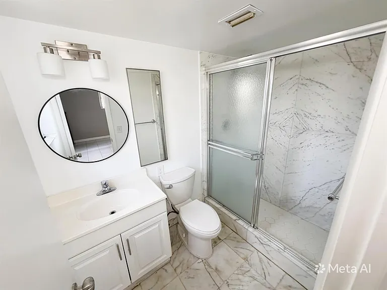 320 SW 1st St #D-2 — Photo 16