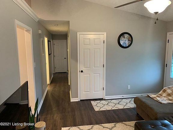5th image of 275 Shelton Way