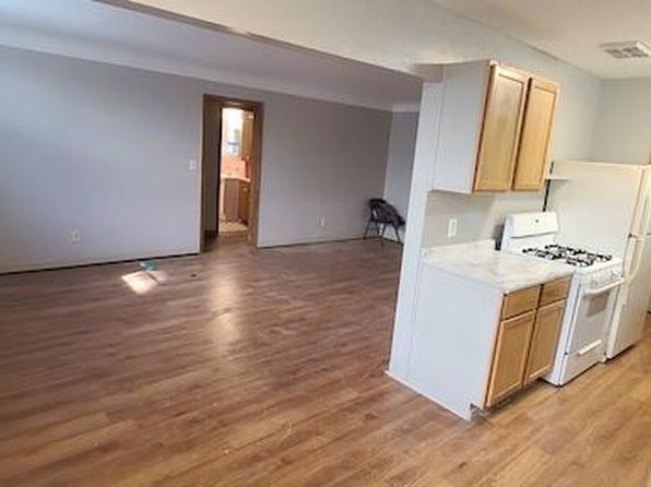 2406 Golden Valley Rd APT A