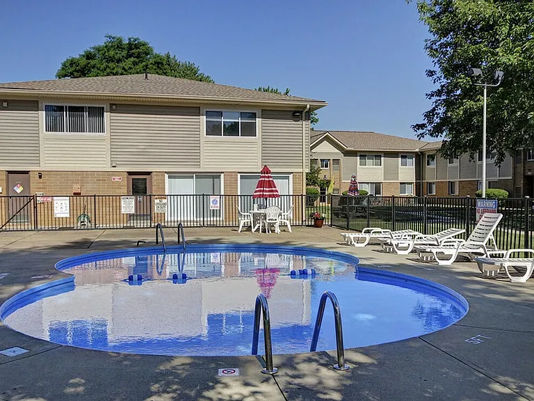 Outdoor Swimming Pool