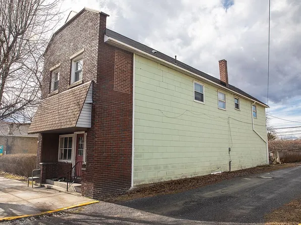 520 Sunshine Ave, Central City, PA 15926