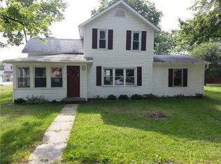 104 N 5th St, Oakwood, OH 45873