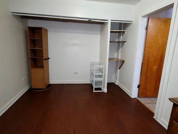 5th image of 3531 W Dickens Ave