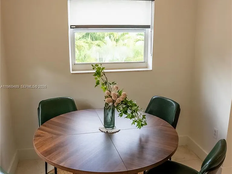 509 NE 64th St #2 — Photo 12