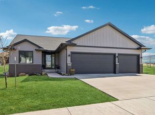 980 Aiden St, Iowa City, IA 52245