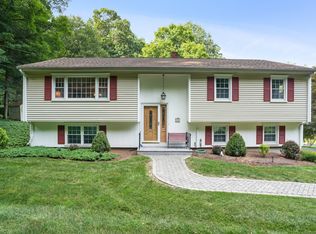 52 Wheeler Rd, Monroe, CT 06468