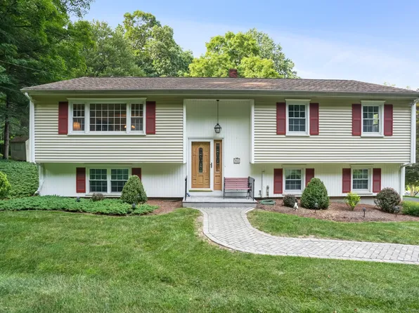 52 Wheeler Road, Monroe, CT 06468