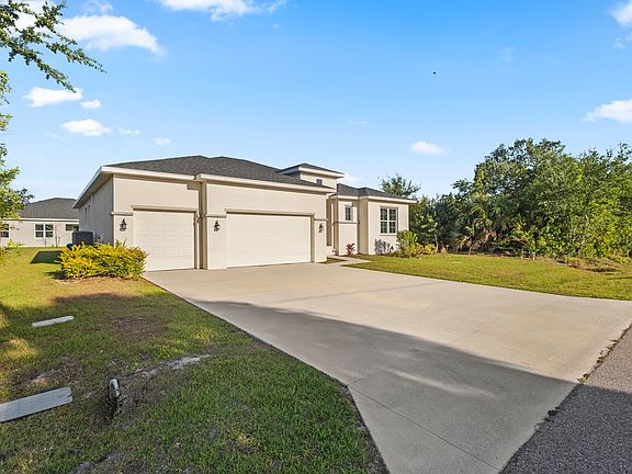 2nd image of 9279 Rosebud Cir