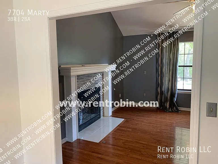 7704 Marty St — Photo 10