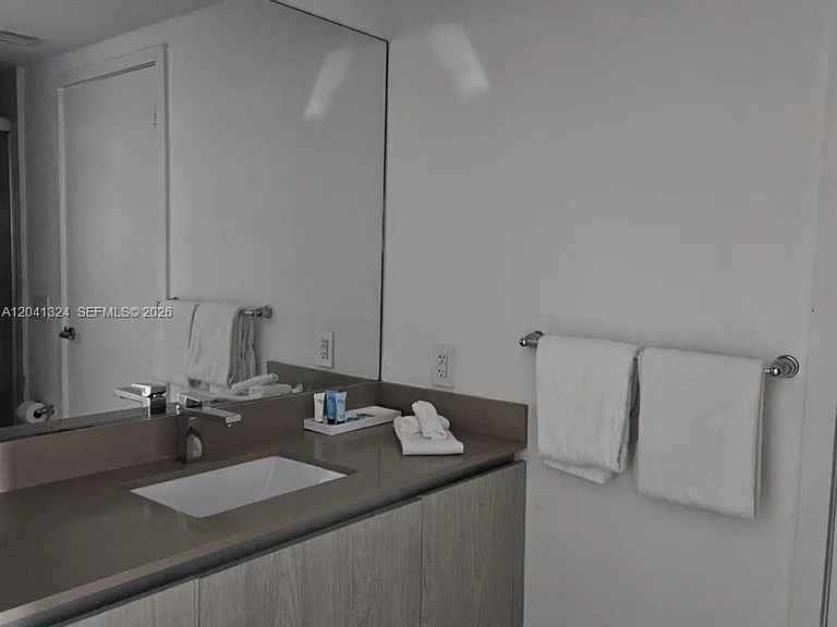 4111 S Ocean Dr #1204 — Photo 2