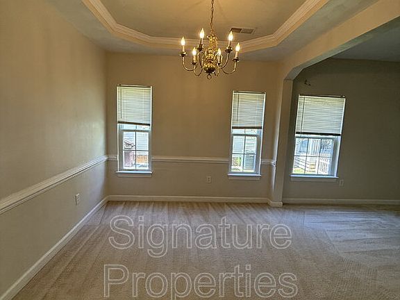 4th image of 708 Tallahassee Dr