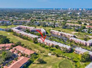 225 Turtle Lake Ct APT 310, Naples, FL 34105