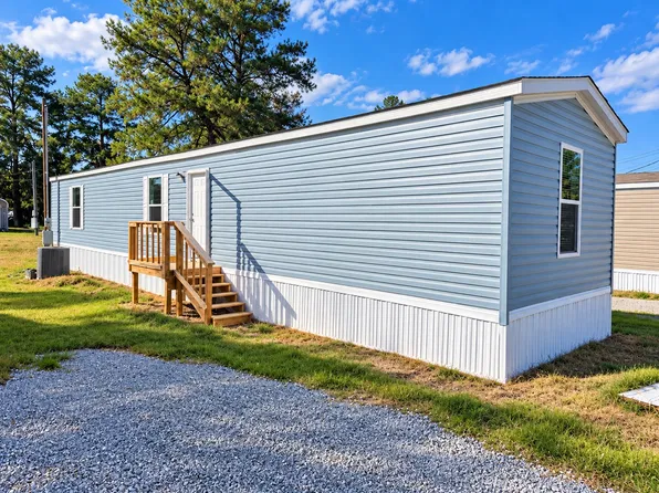 86 Fowler Cir, Hollow Rock, TN 38342