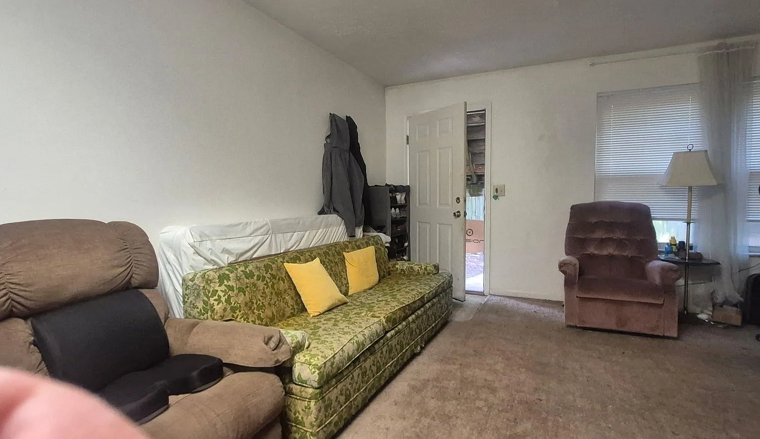 1 Bed 1 Bath unit — Photo 3