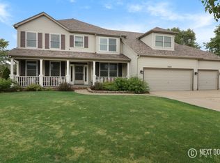 692 Red Tail Ct, Yorkville, IL 60560