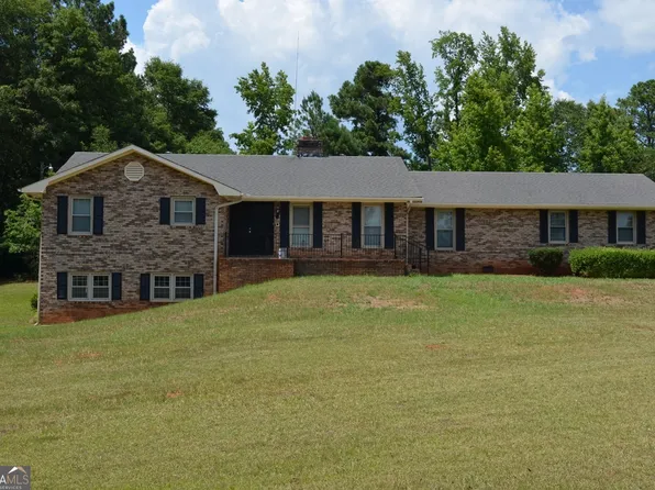 1307 State Highway 83 S, Forsyth, GA 31029