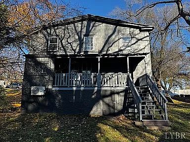 3rd image of 1511 Campbell Ave #2