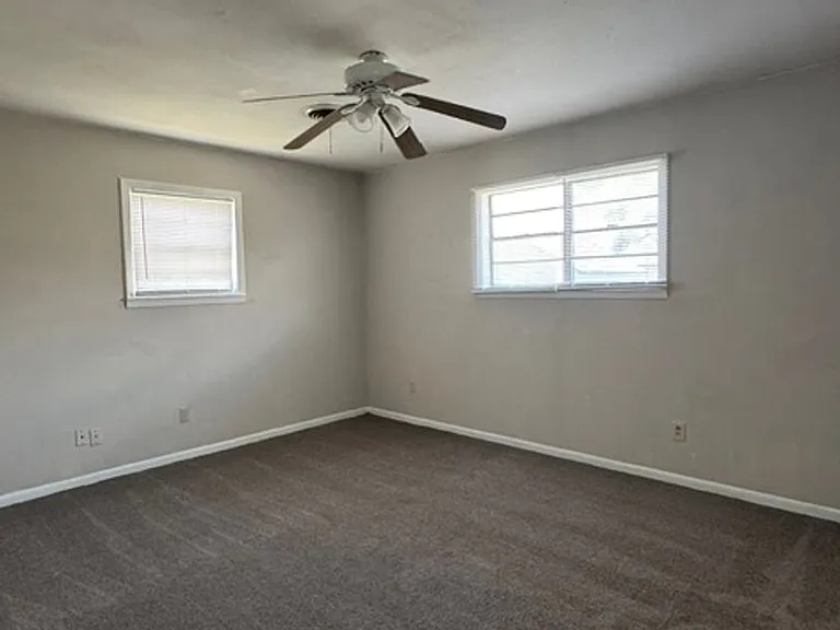 4323 S Polk St — Photo 12
