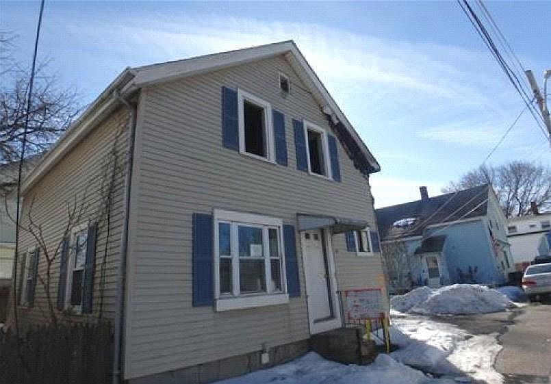 1st image of 14 Martin Ct