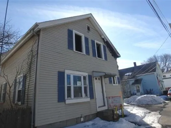 14 Martin Ct, Pawtucket, RI 02860