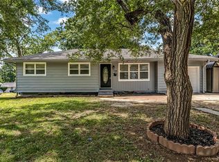 702 Mulberry St, Belton, MO 64012