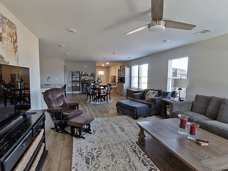 53 Ann James Dr — Photo 7