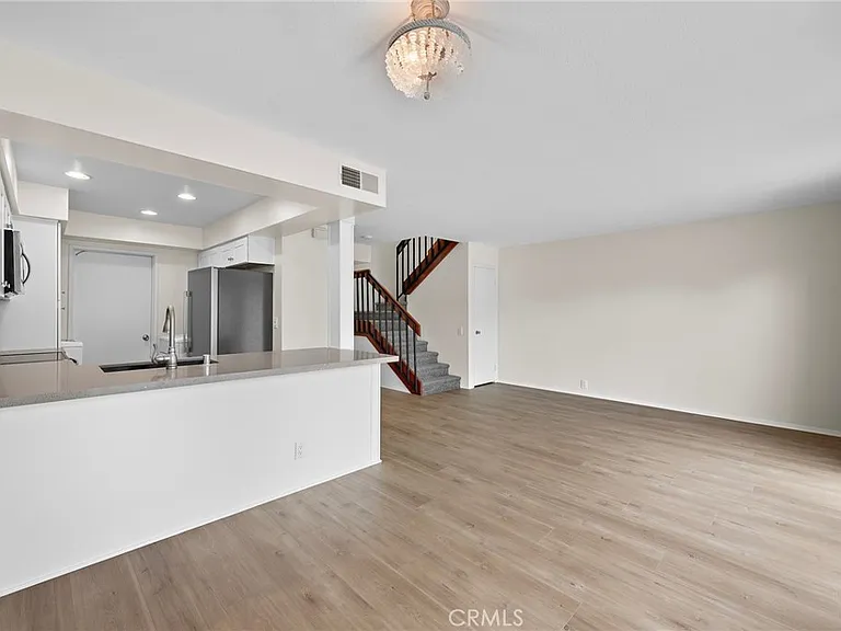 218 Avenida Adobe — Photo 5