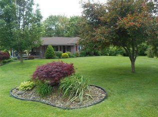 281 Douglass Rd, Beaver Falls, PA 15010