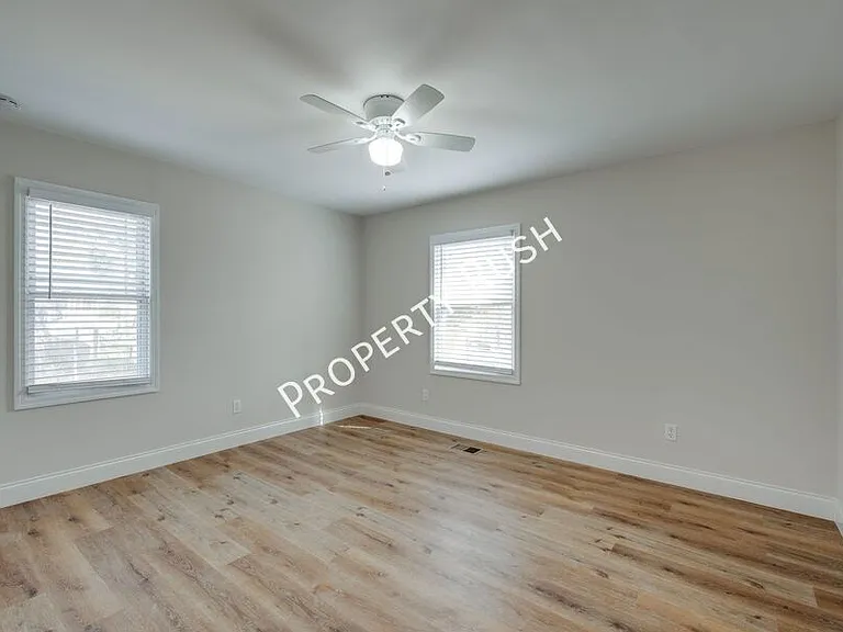 248 East Ave — Photo 11