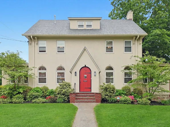 232 Coligni Avenue, New Rochelle, NY 10801