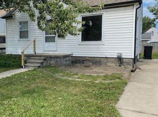 19279 E Twelve Mile Rd, Roseville, MI