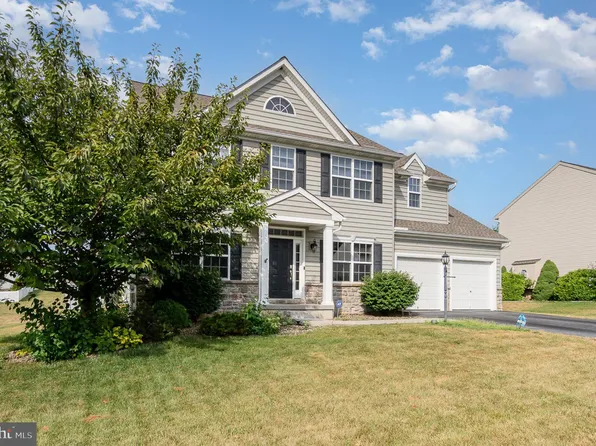 129 Oxford Rd #L-0136, Annville, PA 17003