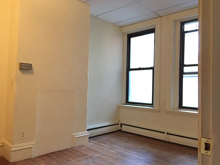 179 Harvard St #2 — Photo 5