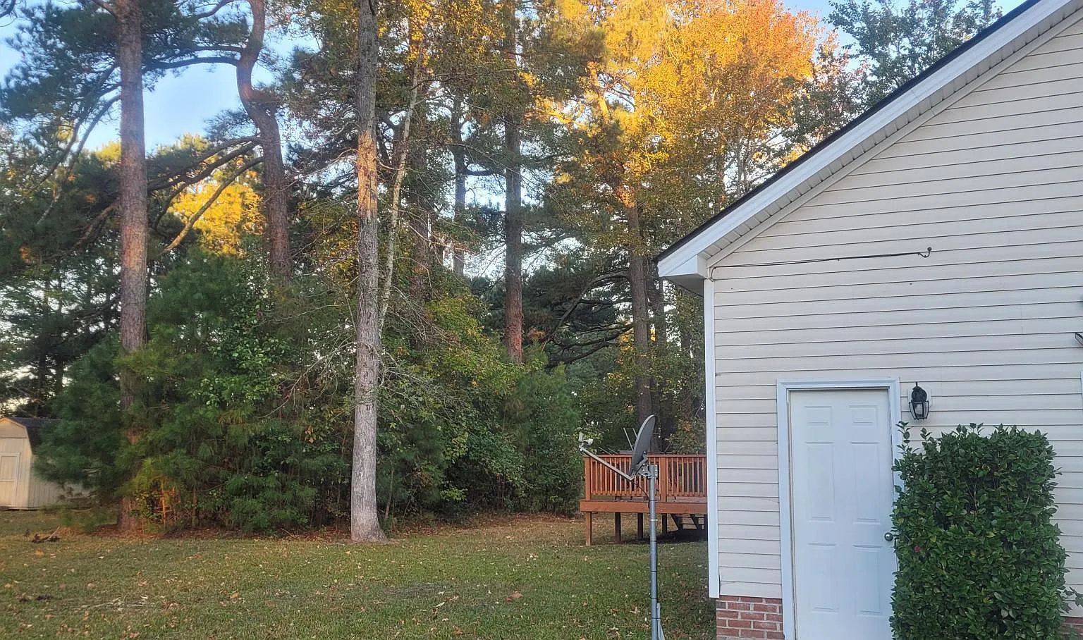 Studio, 2.0 bath, 1700 sqft, $2,595 — Photo 2