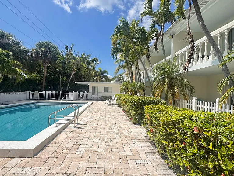 1727 Jimmy Buffett Mem Hwy #208 — Photo 14