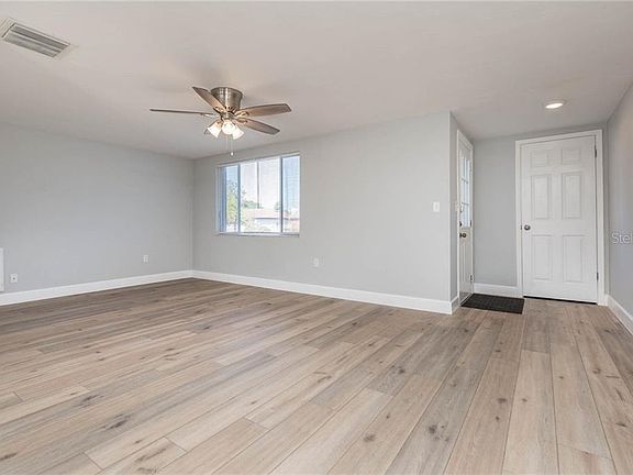 4th image of 3534 Margate Dr