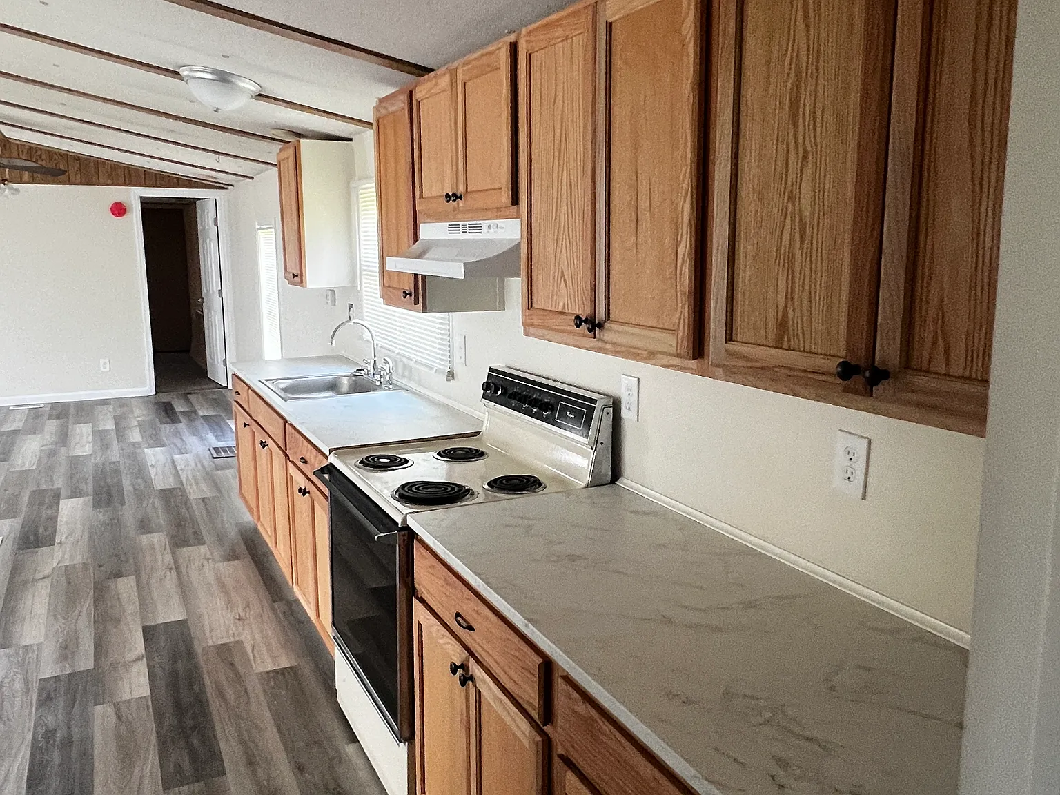 2 bed, $950 — Photo 3