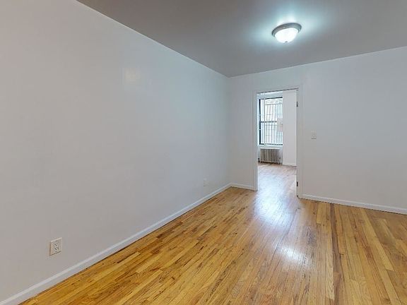 2nd image of 401 E 78th St #5FW