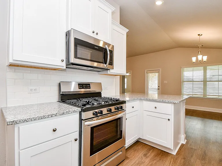 2700 Diamond Reef Ln — Photo 7