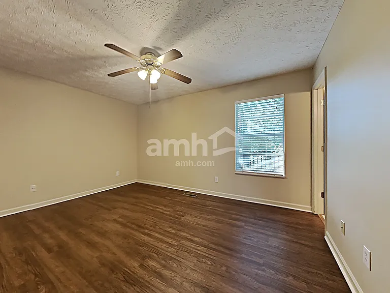 4543 Twin Pines Dr — Photo 9
