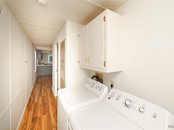 5th image of 2331 E Northfield Avenue