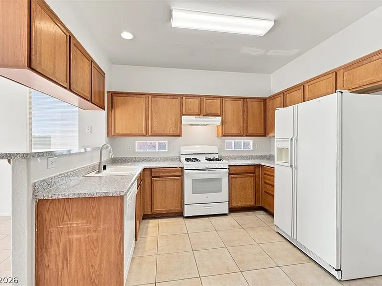 2681 Park Creek Ln — Photo 6