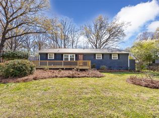 206 White Oak Ln, Matthews, NC 28104