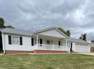 603 NE 21st St, Washington, IN 47501