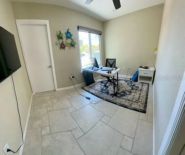 3 bed, 2.0 bath, 1830 sqft, $2,500 — Photo 4