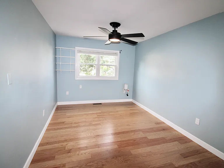 8501 Buckeye Ct — Photo 12